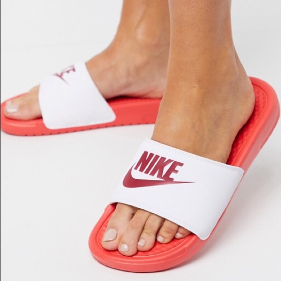 Nike Shoes - 🖤 1 SIZE 5 LEFT! Nike Benassi Slides! BRAND NEW!